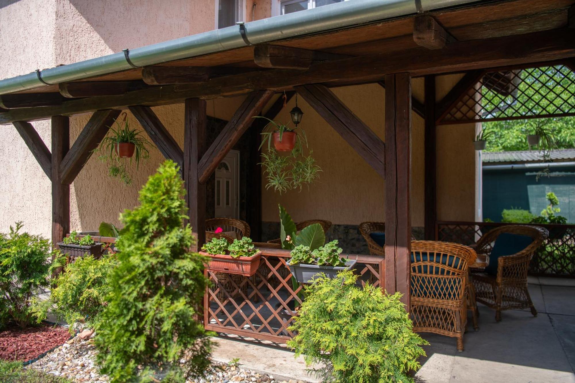Guesthouse Kristina 팔릭 외부 사진