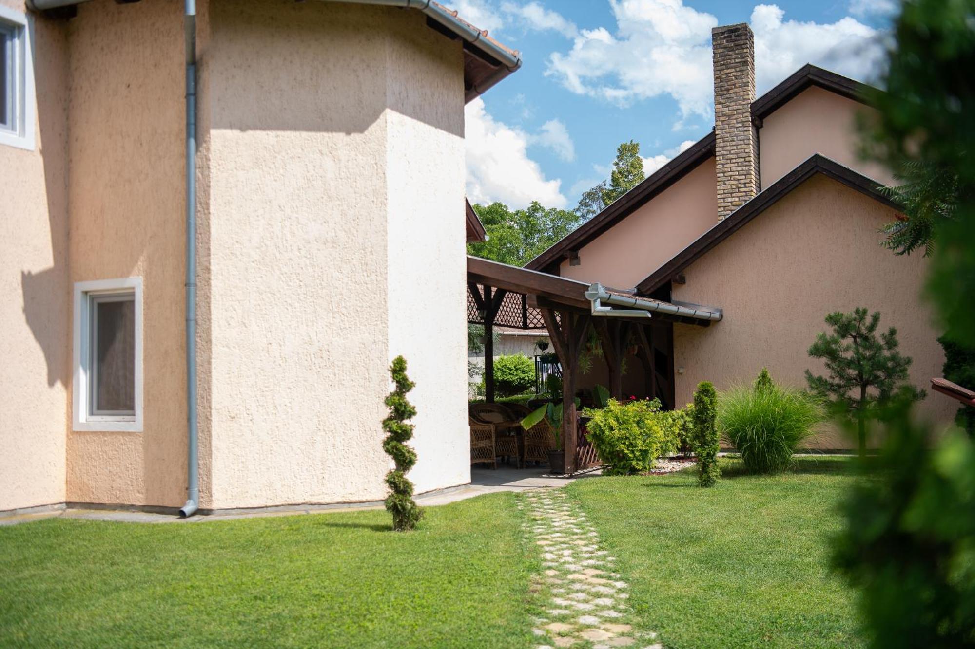 Guesthouse Kristina 팔릭 외부 사진