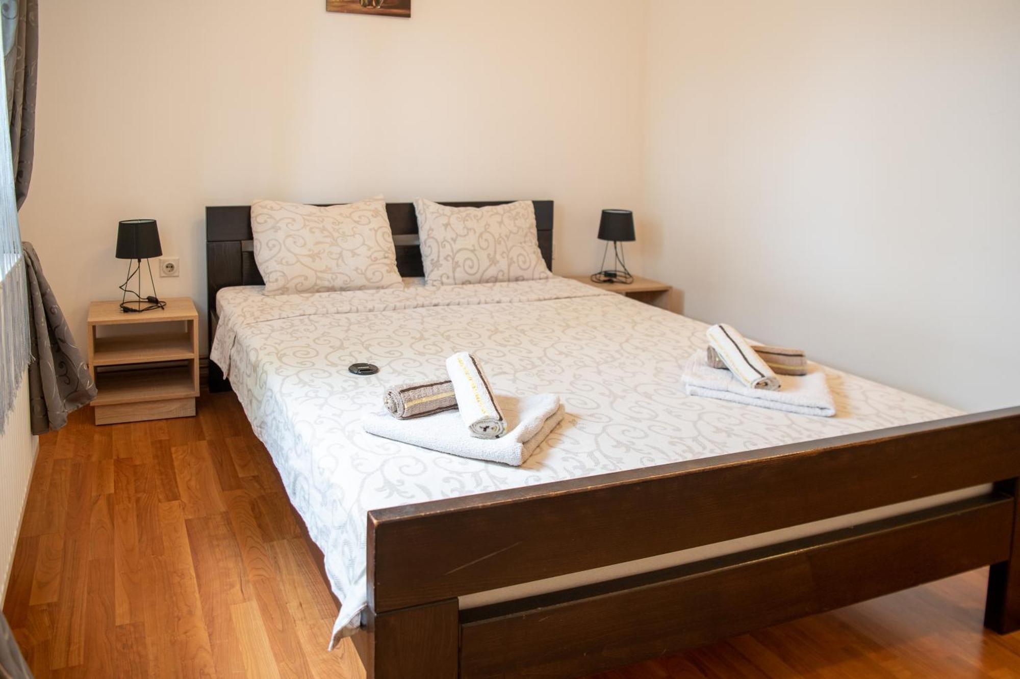 Guesthouse Kristina 팔릭 외부 사진